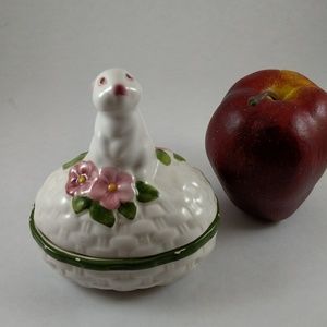🦚Avon rabbit trinket box 1982